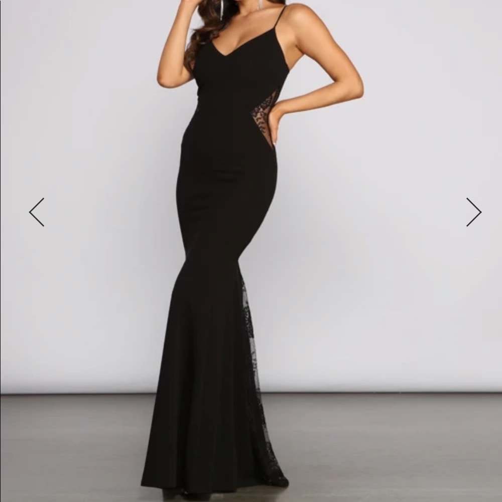 Windsor Black Tie Lucille Formal Lace Mermaid Dress